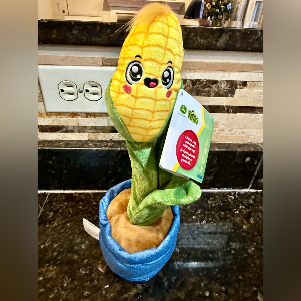 NWT talking plush Corny Dancer. Officially licensed John Deere product by Tomy.